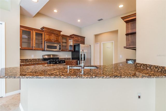 10506 CHELMSFORD WAY, Tampa, FL 33626