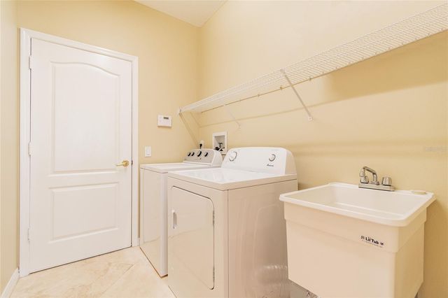 10506 CHELMSFORD WAY, Tampa, FL 33626