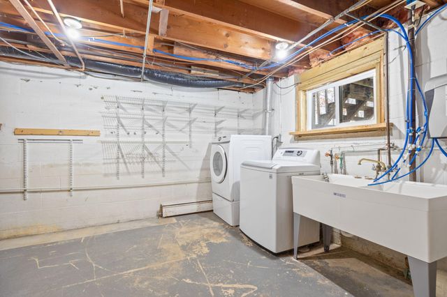 7662 Pioneer Road, Wyoming, MN 55092