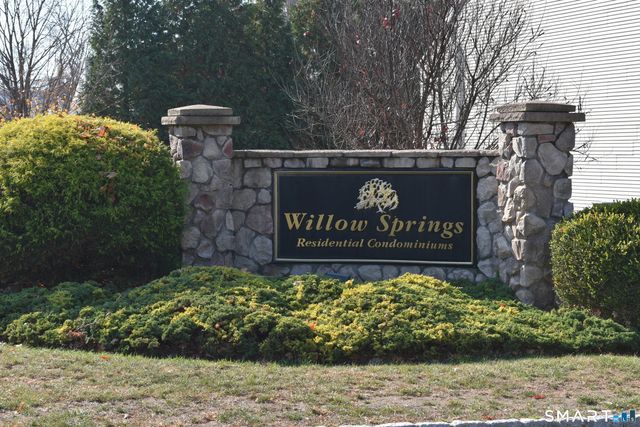 17 Willow Springs 17, New Milford, CT 06776
