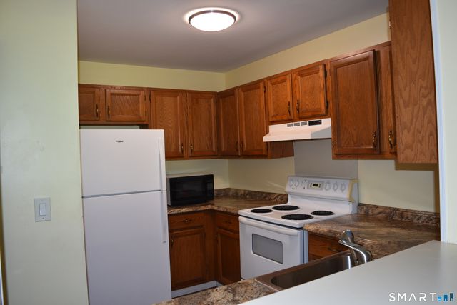 17 Willow Springs 17, New Milford, CT 06776