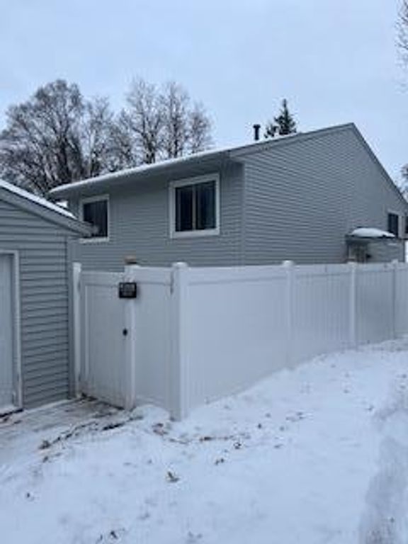 7843 Rimbley Road, Woodbury, MN 55125