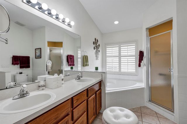 26035 OAKMOUNT DRIVE, Leesburg, FL 34748