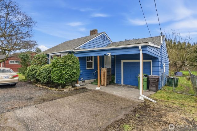 3943 Ocean Beach Highway, Longview, WA 98632