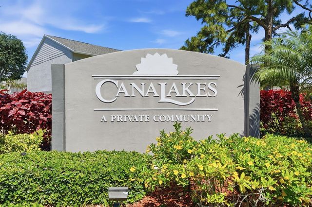 6505 Dockside Circle, Greenacres, FL 33463
