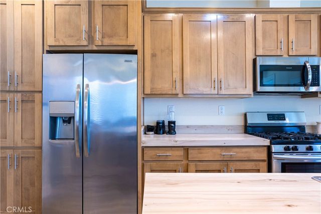 391 Lark Drive, Paso Robles, CA 93446