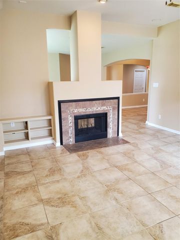 2715 Falling Forest Court, Richmond, TX 77406