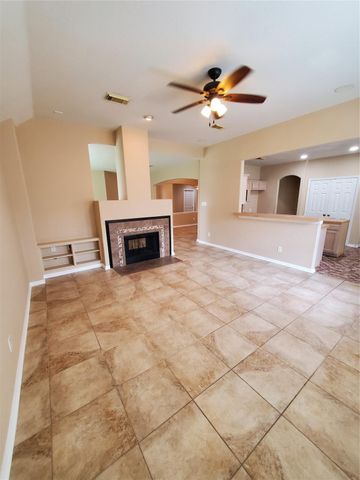 2715 Falling Forest Court, Richmond, TX 77406