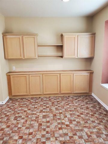 2715 Falling Forest Court, Richmond, TX 77406