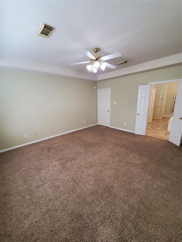 2715 Falling Forest Court, Richmond, TX 77406