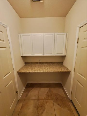 2715 Falling Forest Court, Richmond, TX 77406