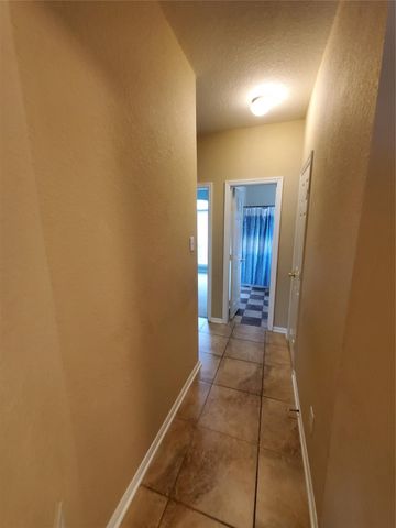 2715 Falling Forest Court, Richmond, TX 77406