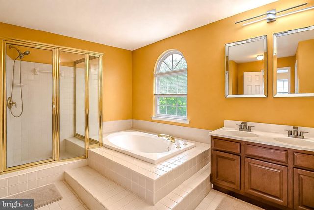 5802 BOST LN, Clinton, MD 20735
