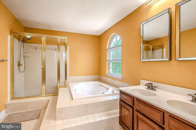 5802 BOST LN, Clinton, MD 20735