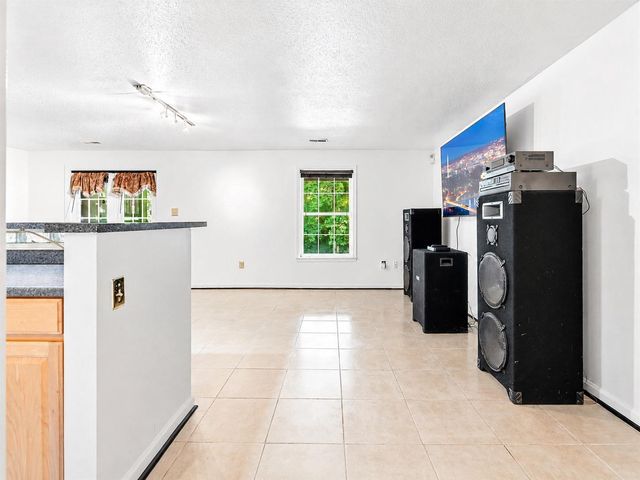 5802 BOST LN, Clinton, MD 20735
