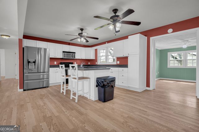 821 Highway 323, Gillsville, GA 30543