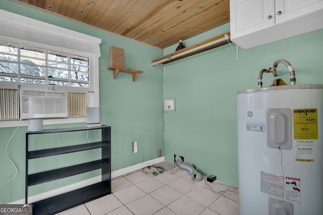 821 Highway 323, Gillsville, GA 30543