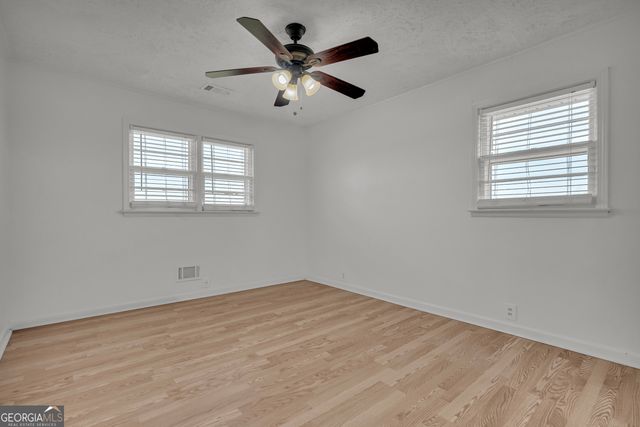 821 Highway 323, Gillsville, GA 30543