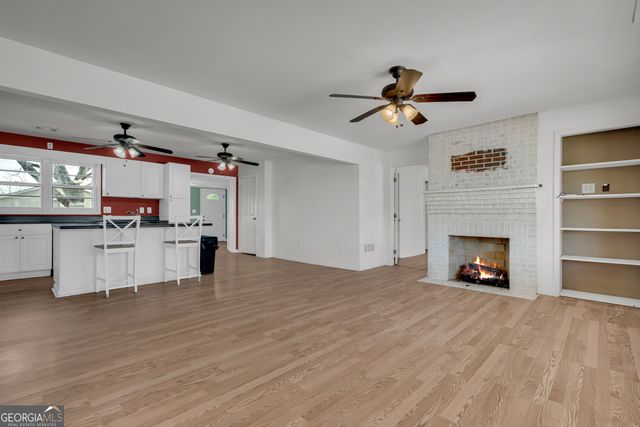 821 Highway 323, Gillsville, GA 30543