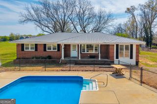 821 Highway 323, Gillsville, GA 30543