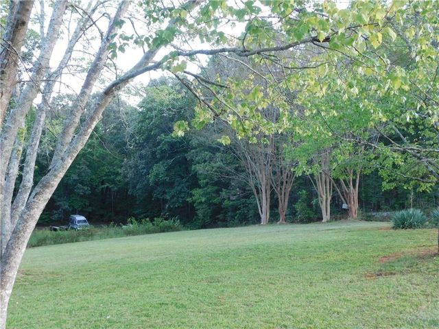 180 Irvin Drive, Dawsonville, GA 30534