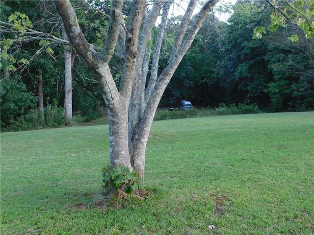 180 Irvin Drive, Dawsonville, GA 30534