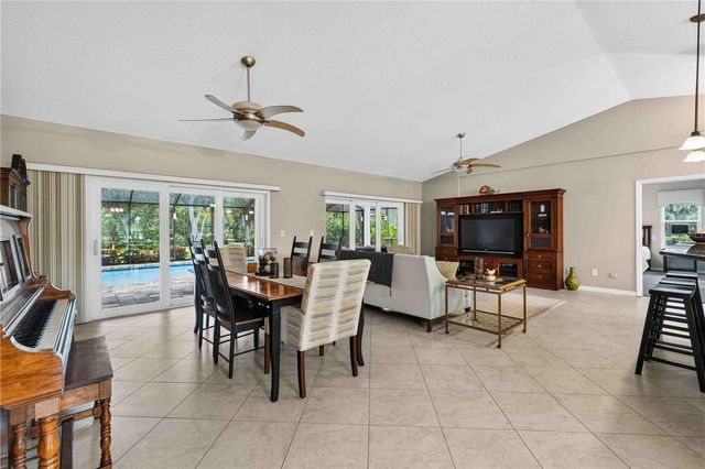 9703 65TH AVENUE E, Bradenton, FL 34202