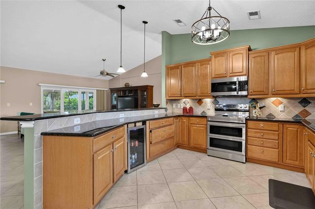 9703 65TH AVENUE E, Bradenton, FL 34202