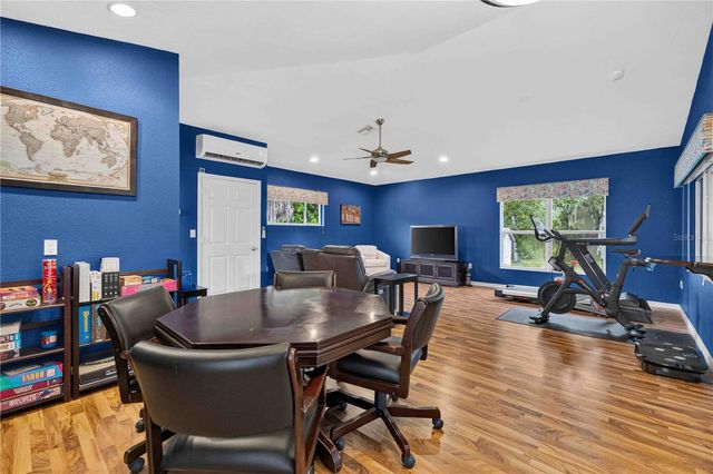 9703 65TH AVENUE E, Bradenton, FL 34202