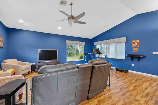 9703 65TH AVENUE E, Bradenton, FL 34202