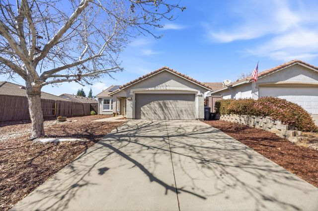 107 Calloway Ln, Ione, CA 95640
