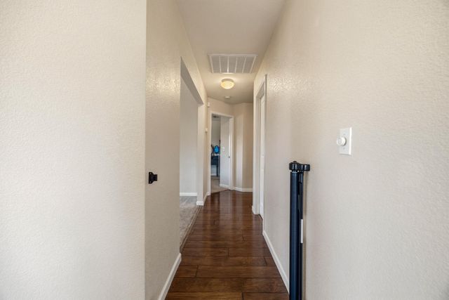 107 Calloway Ln, Ione, CA 95640