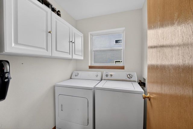 3152 W Main Street, Sun Prairie, WI 53590