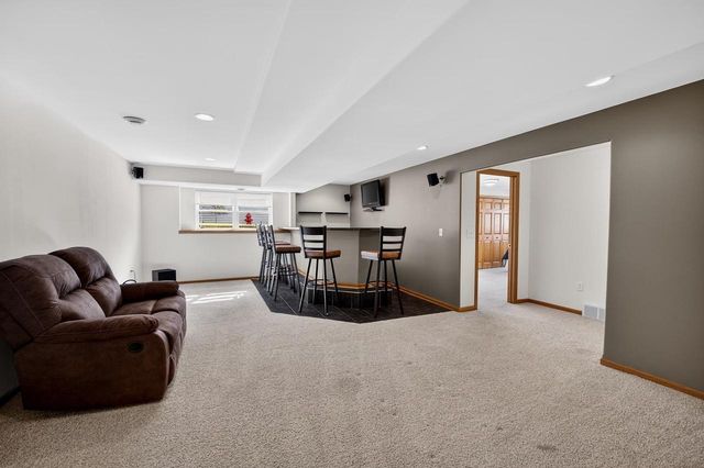 3152 W Main Street, Sun Prairie, WI 53590