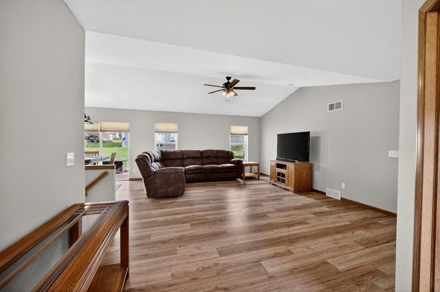 3152 W Main Street, Sun Prairie, WI 53590
