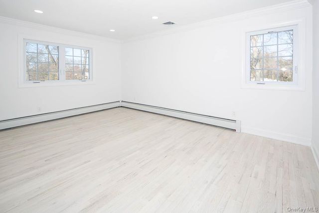 22 Peppermill Lane, Dix Hills, NY 11746