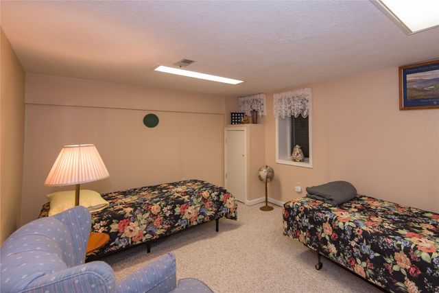 1449 NW 71st Place, Ankeny, IA 50023