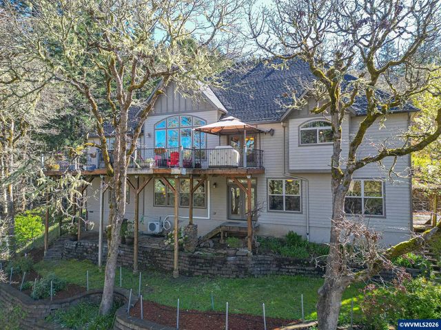 7175 NW Oak Creek Dr, Corvallis, OR 97330