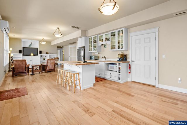 7175 NW Oak Creek Dr, Corvallis, OR 97330
