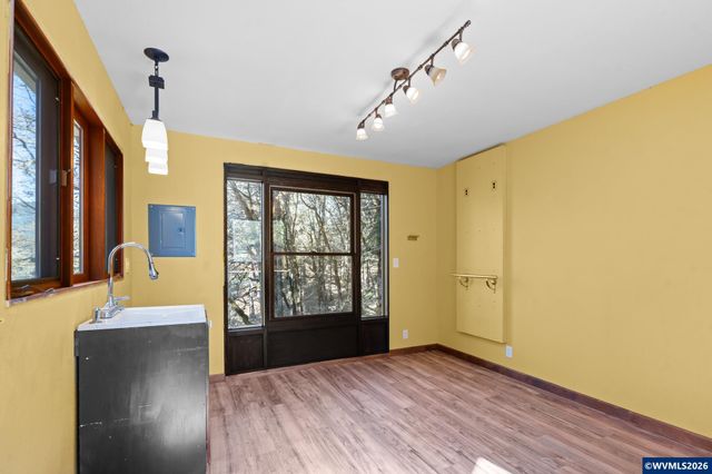 7175 NW Oak Creek Dr, Corvallis, OR 97330