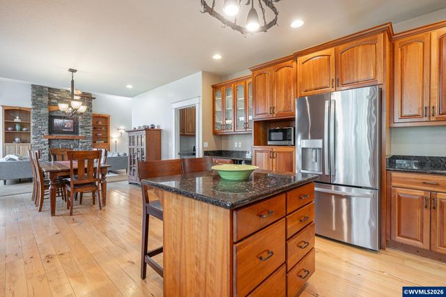 7175 NW Oak Creek Dr, Corvallis, OR 97330