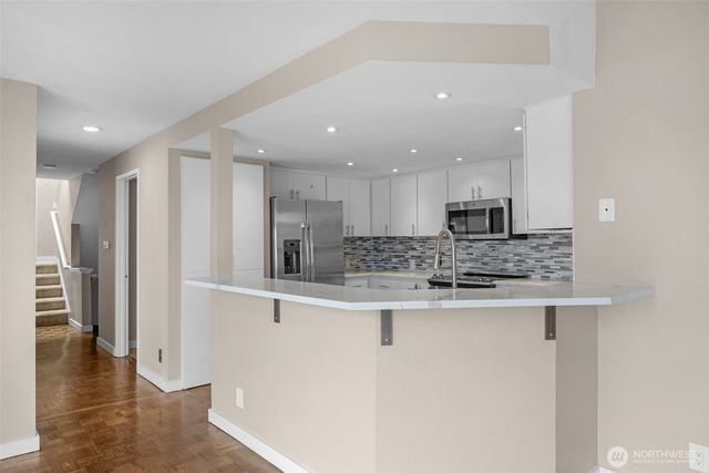 3556 NE 147th Street, Lake Forest Park, WA 98155