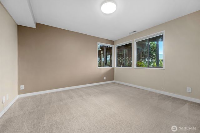 3556 NE 147th Street, Lake Forest Park, WA 98155