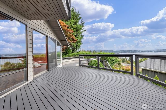 3556 NE 147th Street, Lake Forest Park, WA 98155