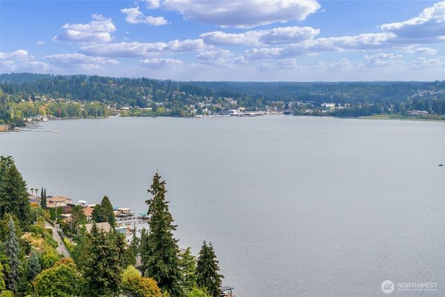 3556 NE 147th Street, Lake Forest Park, WA 98155