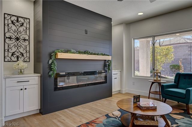 2609 Rangely Avenue, Henderson, NV 89052