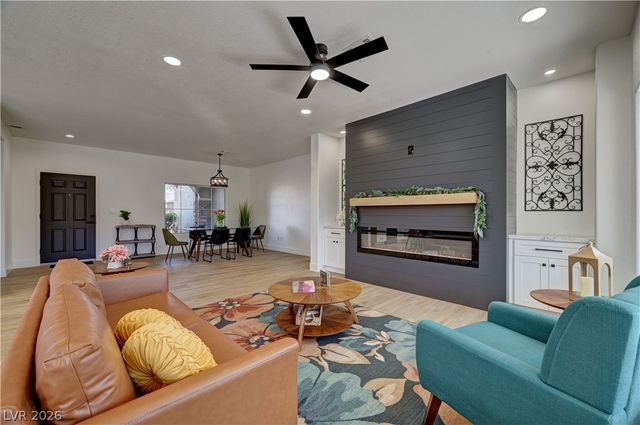 2609 Rangely Avenue, Henderson, NV 89052