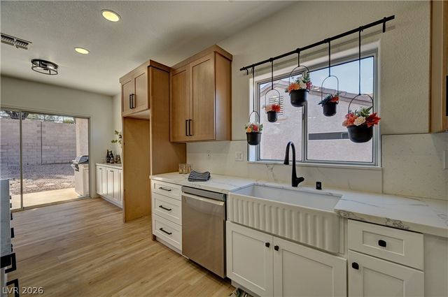 2609 Rangely Avenue, Henderson, NV 89052