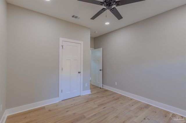 110 E Bobe St, Pensacola, FL 32503