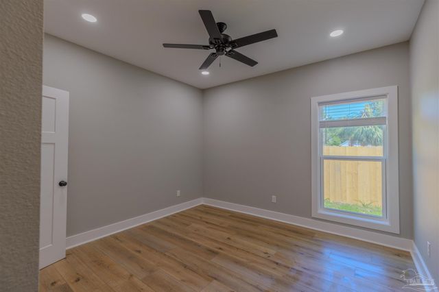 110 E Bobe St, Pensacola, FL 32503